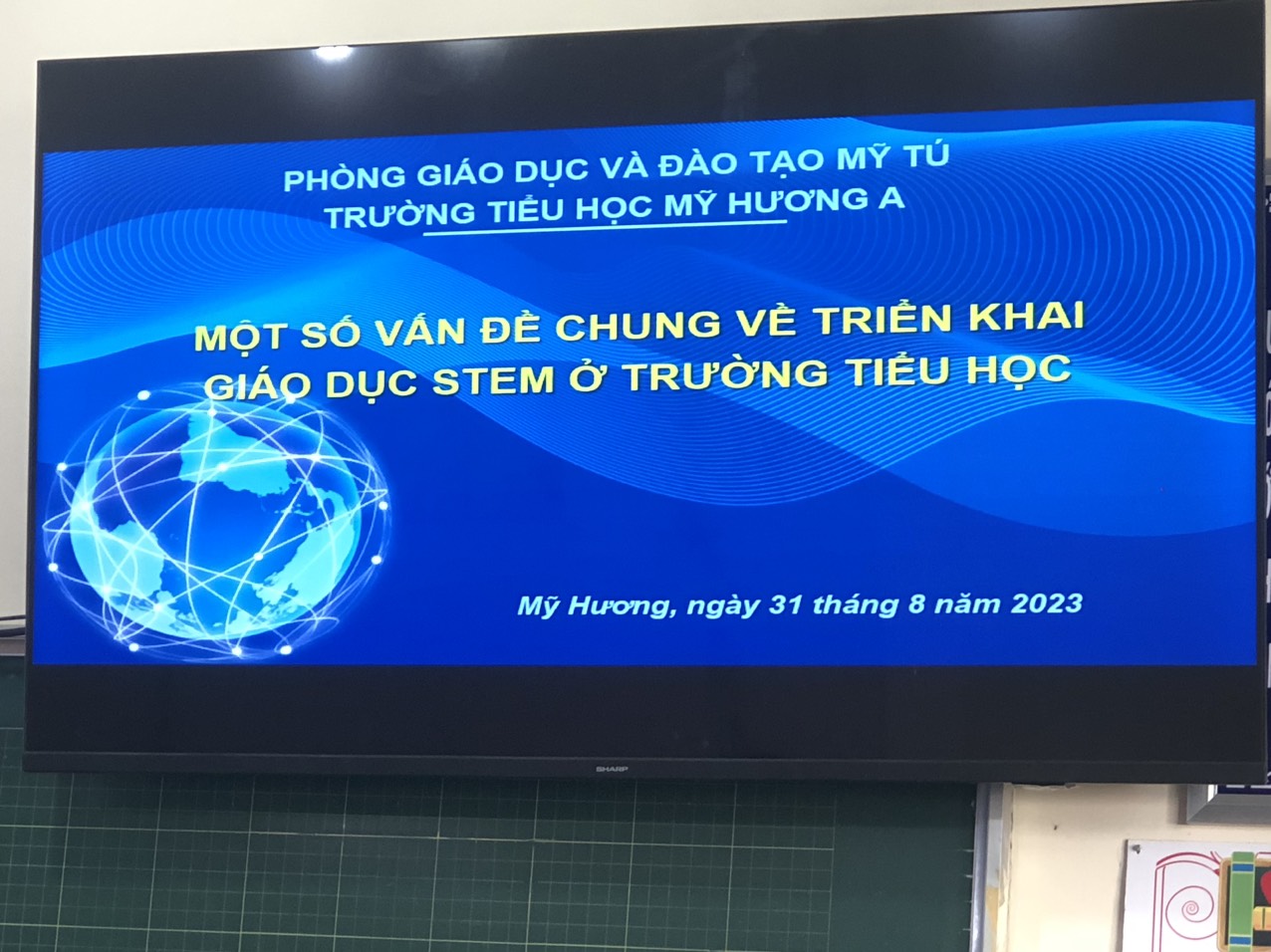 Tập huấn hướng dẫn tổ chức hoạt động giáo dục STEM tại trường Tiểu học Mỹ Hương A
